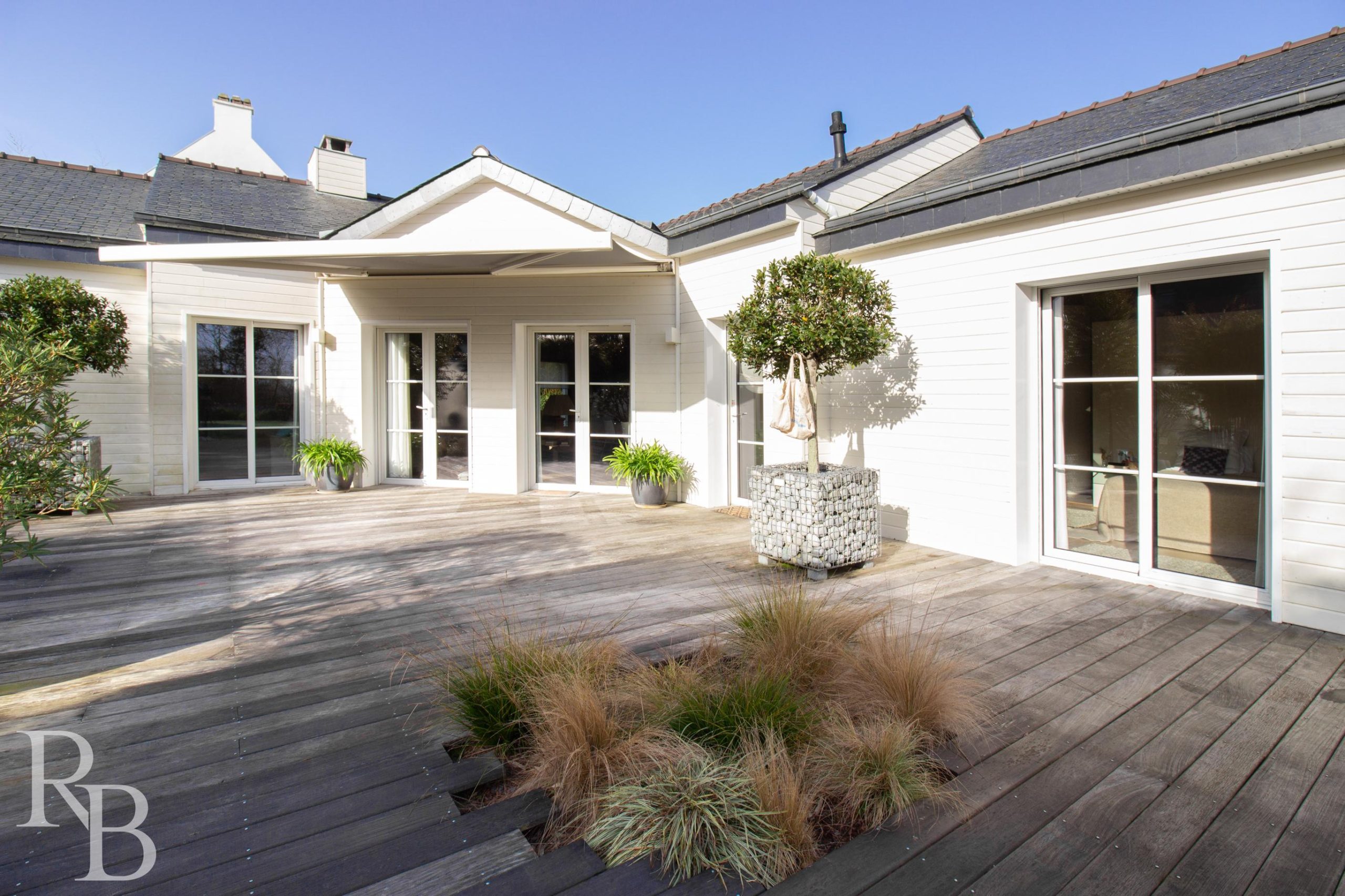 Maison T6 Arzon 219051 37 17739363951 scaled