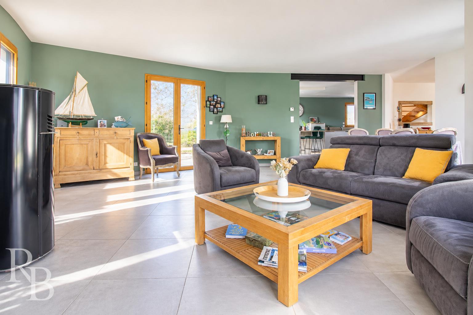 Maison T6 Sarzeau 218211 38 17891357381