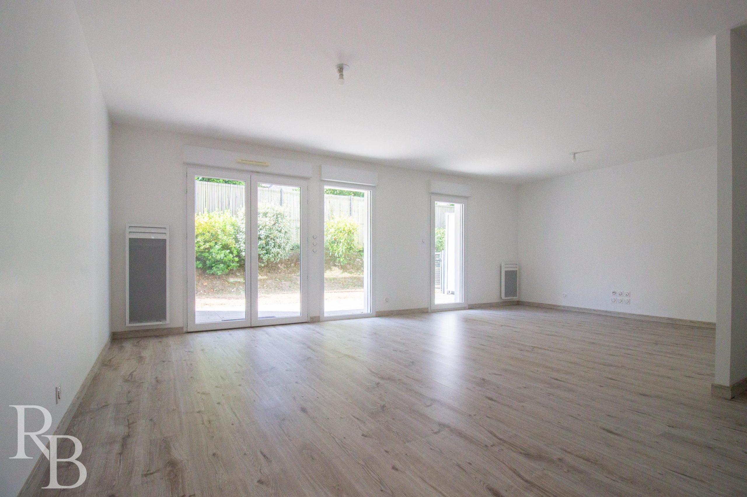 Appartement T3 Sarzeau 224068 5 17839390433 scaled